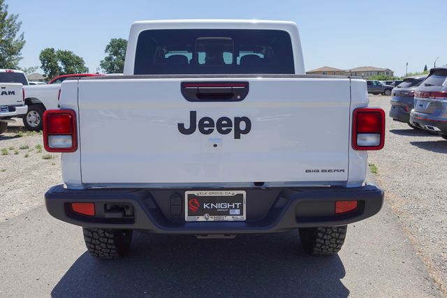 new 2025 Jeep Gladiator car, priced at $43,675