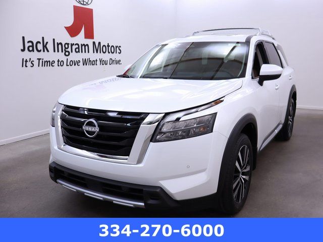 new 2025 Nissan Pathfinder car, priced at $52,030