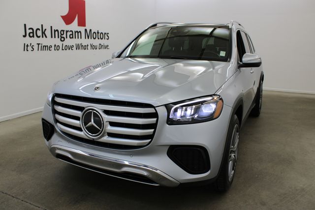 used 2024 Mercedes-Benz GLS car, priced at $76,997