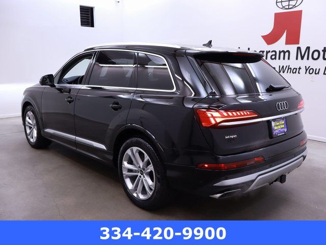 new 2025 Audi Q7 car, priced at $72,384