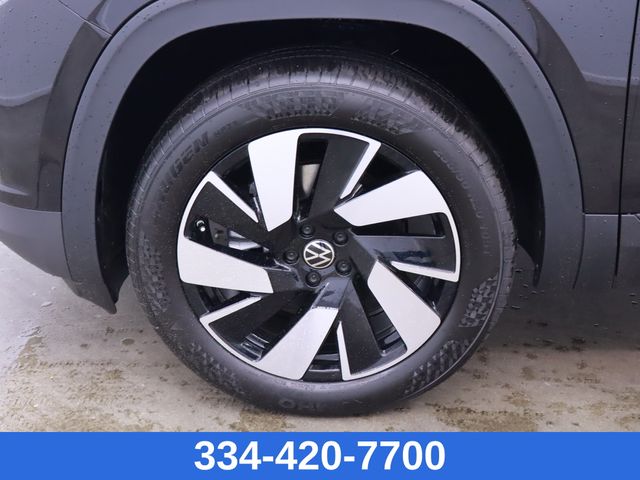 new 2025 Volkswagen Atlas Cross Sport car, priced at $42,098