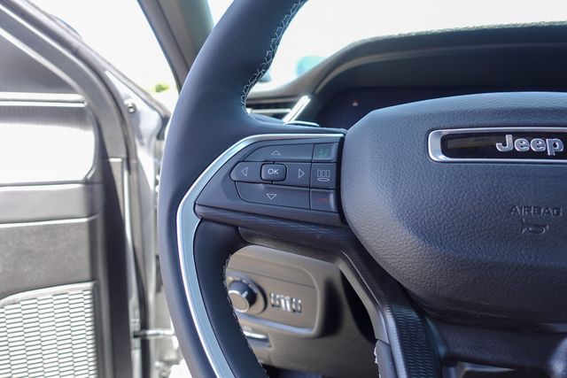 new 2025 Jeep Grand Cherokee L car, priced at $40,870