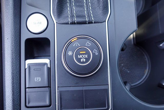 used 2022 Volkswagen Atlas car, priced at $21,999