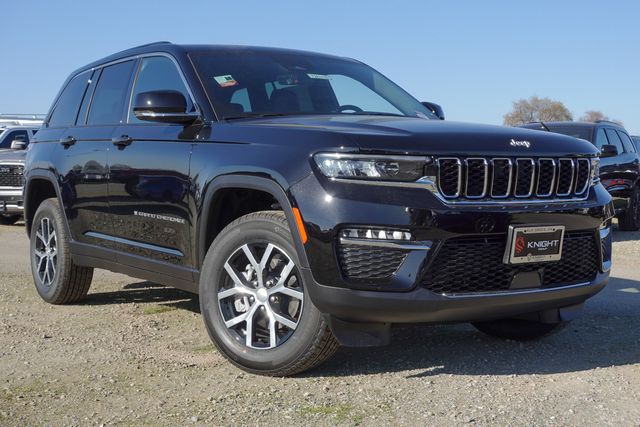 new 2025 Jeep Grand Cherokee car, priced at $36,681