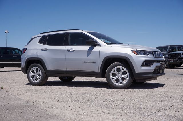 new 2024 Jeep Compass car, priced at $25,860