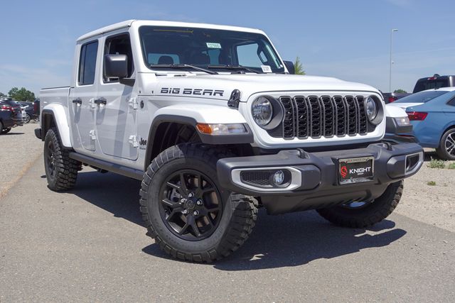 new 2025 Jeep Gladiator car, priced at $42,975