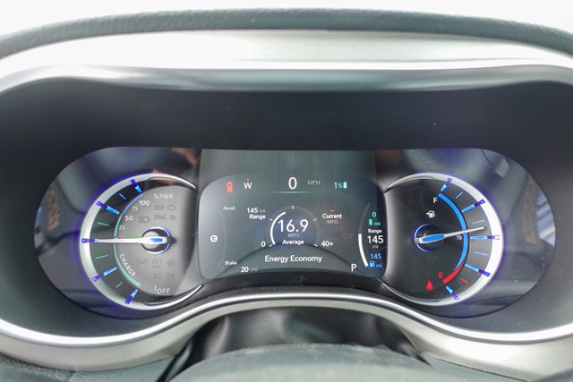 new 2025 Chrysler Pacifica Hybrid car, priced at $51,280
