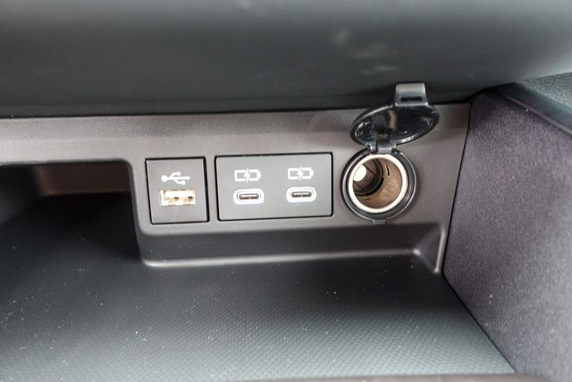 new 2025 Toyota Highlander car