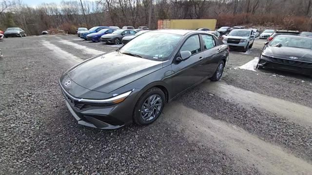 new 2025 Hyundai Elantra Hybrid car, priced at $26,263