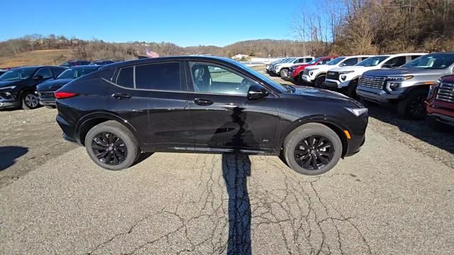 new 2025 Buick Envista car, priced at $28,430