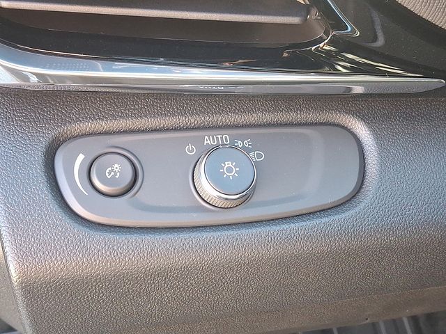 new 2026 Buick Envista car, priced at $30,340