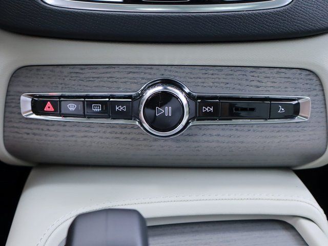 new 2025 Volvo XC90 Plug-In Hybrid car, priced at $72,689