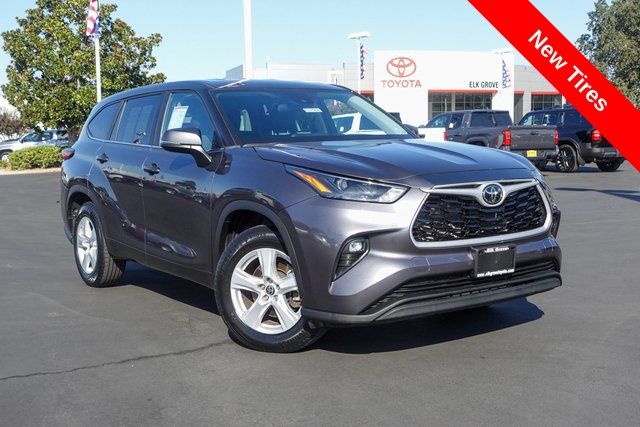 used 2023 Toyota Highlander car, priced at $29,244