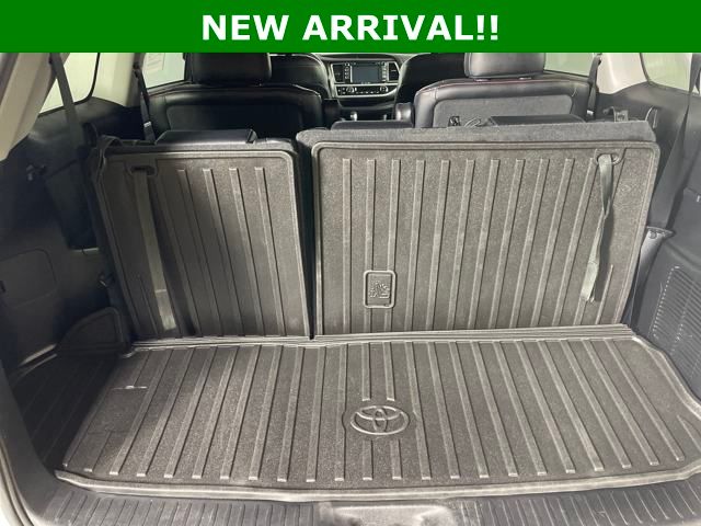 used 2019 Toyota Highlander car, priced at $27,000