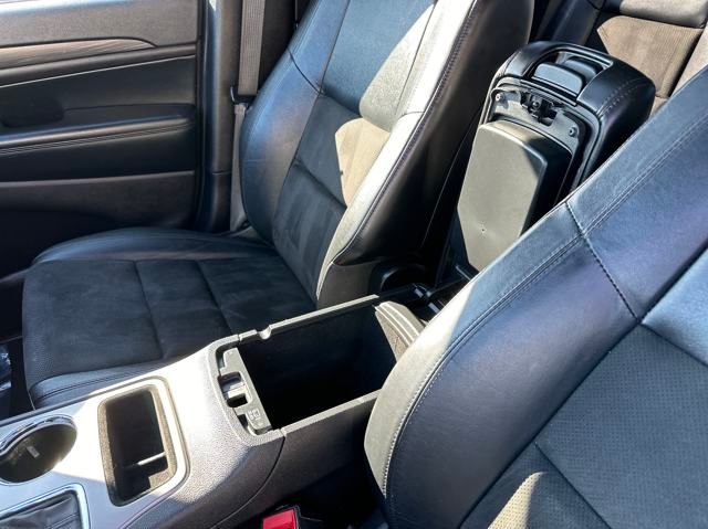 used 2021 Jeep Grand Cherokee car, priced at $24,449