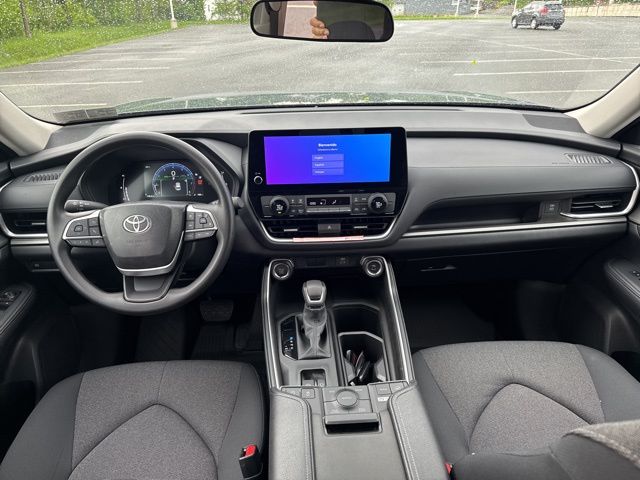 new 2025 Toyota Grand Highlander car, priced at $46,587