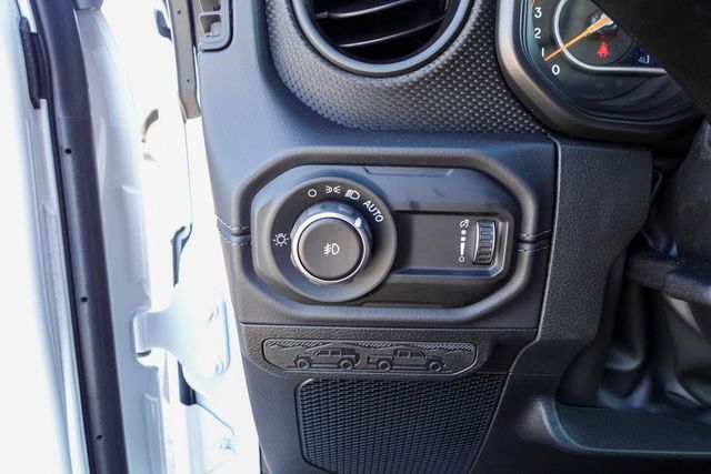 new 2025 Jeep Wrangler car, priced at $65,570