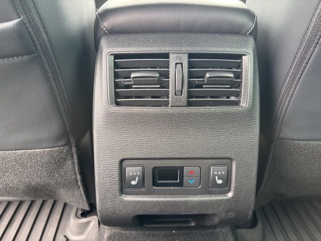 used 2023 Mitsubishi Outlander car, priced at $29,189