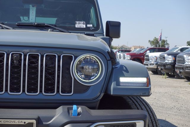 new 2024 Jeep Wrangler car, priced at $45,095