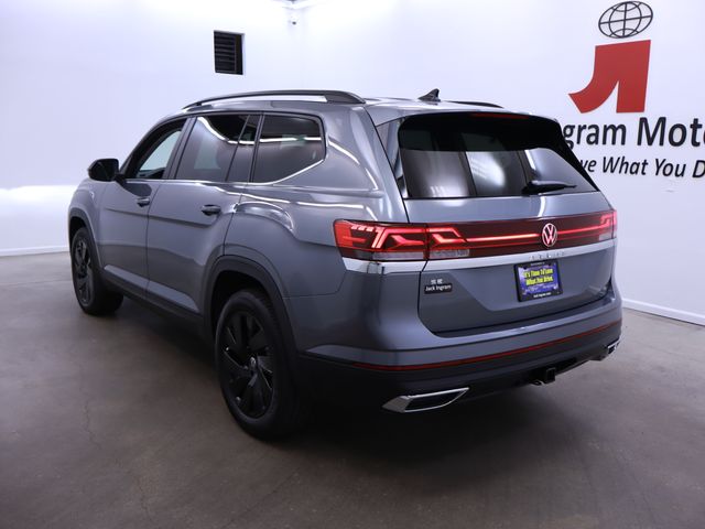 new 2025 Volkswagen Atlas car, priced at $45,217