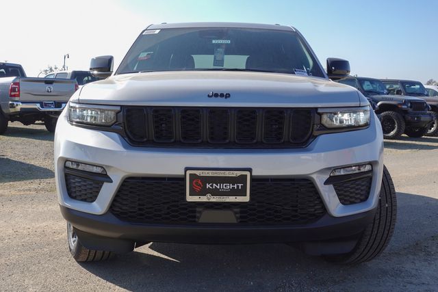 new 2025 Jeep Grand Cherokee car, priced at $44,540