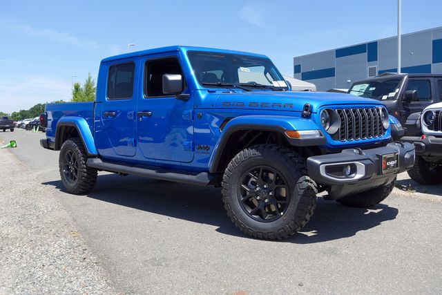 new 2025 Jeep Gladiator car, priced at $46,270