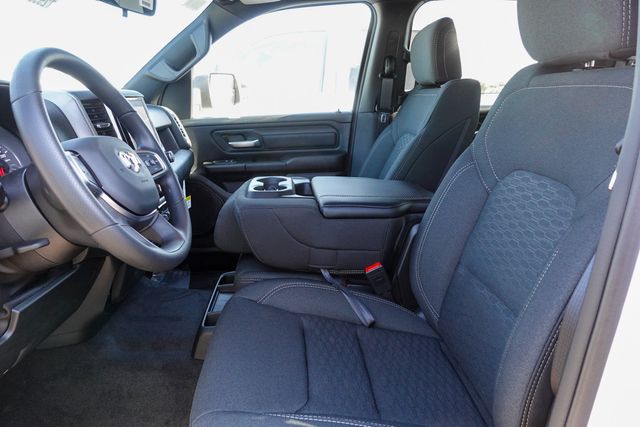 new 2025 Ram 1500 car, priced at $42,761