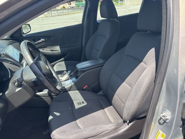 used 2017 Chevrolet Malibu car, priced at $10,006