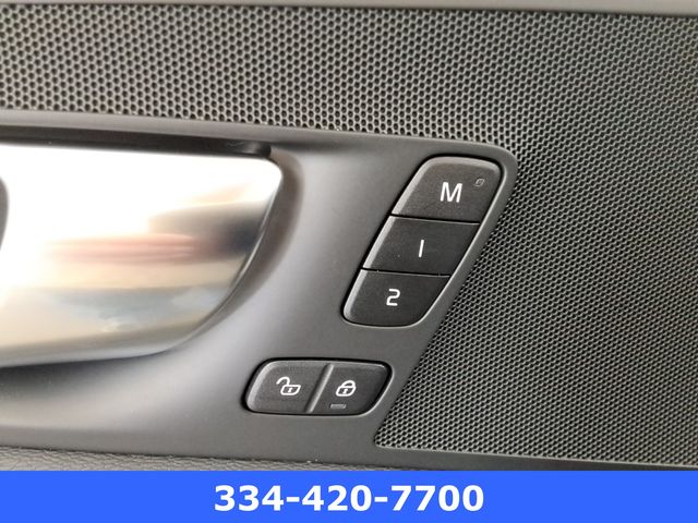 new 2025 Volvo XC60 car, priced at $55,335