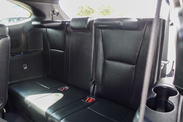 used 2022 Toyota Highlander car, priced at $37,000