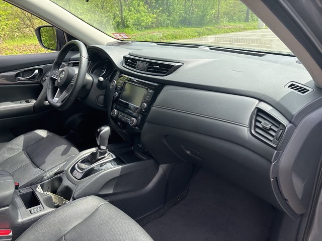 used 2019 Nissan Rogue car, priced at $18,999