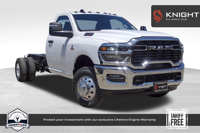new 2025 Ram 3500 car, priced at $68,670