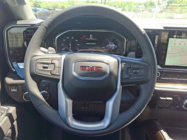 new 2025 GMC Sierra 1500 car, priced at $57,385