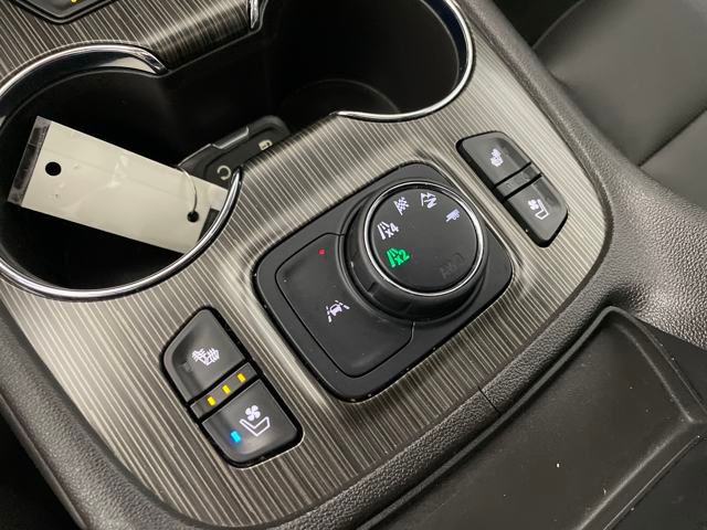 used 2022 GMC Acadia car, priced at $30,500