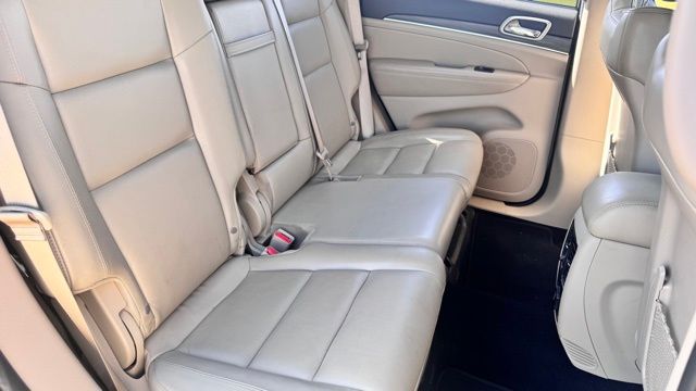 used 2020 Jeep Grand Cherokee car, priced at $16,211