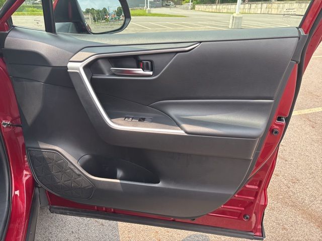 used 2020 Toyota RAV4 car, priced at $26,999