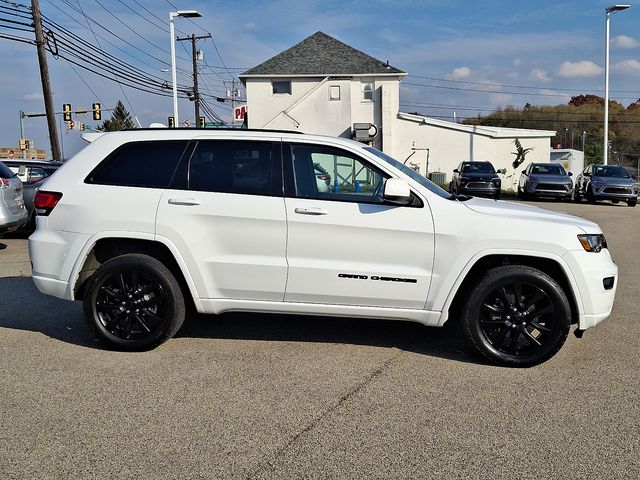 used 2018 Jeep Grand Cherokee car, priced at $17,806