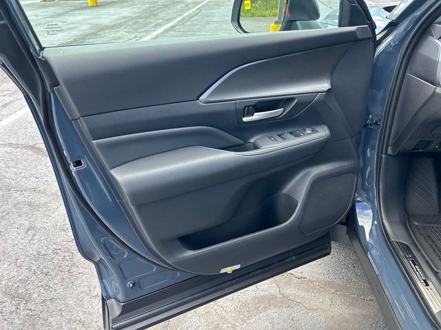 new 2025 Toyota Grand Highlander car, priced at $50,027