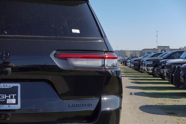 new 2025 Jeep Grand Cherokee L car, priced at $54,055