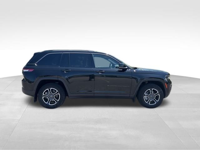 used 2022 Jeep Grand Cherokee car, priced at $37,699