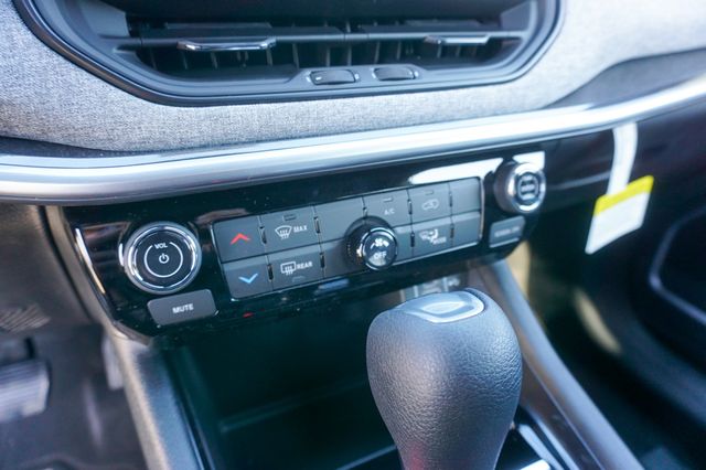 new 2025 Jeep Compass car, priced at $27,495