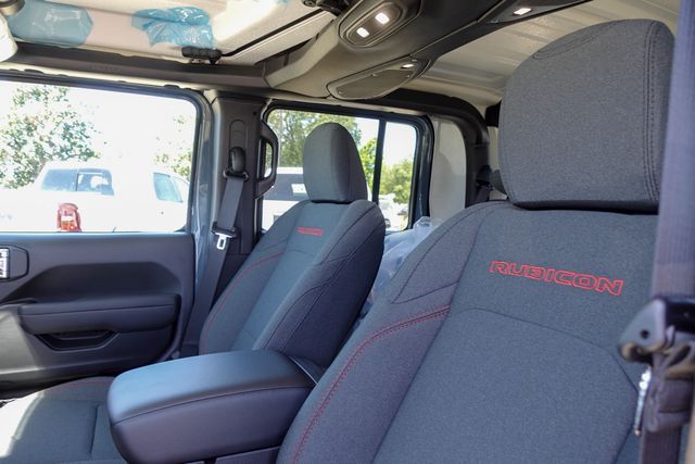 new 2025 Jeep Gladiator car, priced at $47,985
