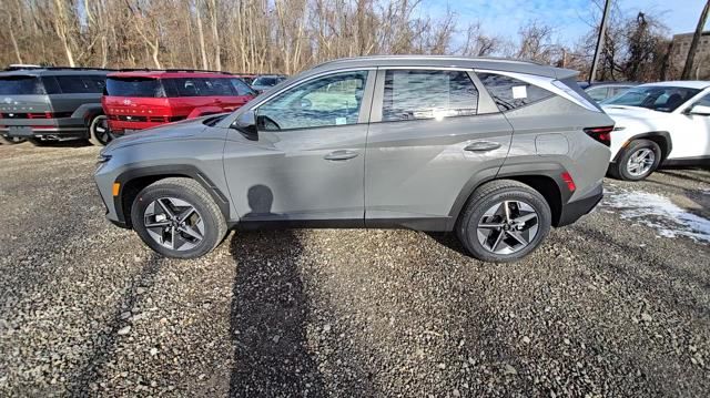 new 2025 Hyundai Tucson car, priced at $33,218