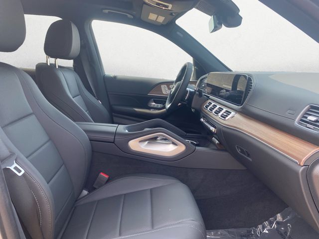 new 2025 Mercedes-Benz GLS car, priced at $96,495