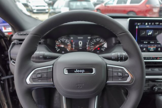 new 2025 Jeep Compass car, priced at $28,855