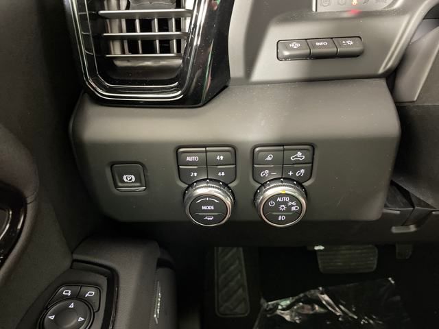 new 2025 GMC Sierra 2500HD car, priced at $82,500