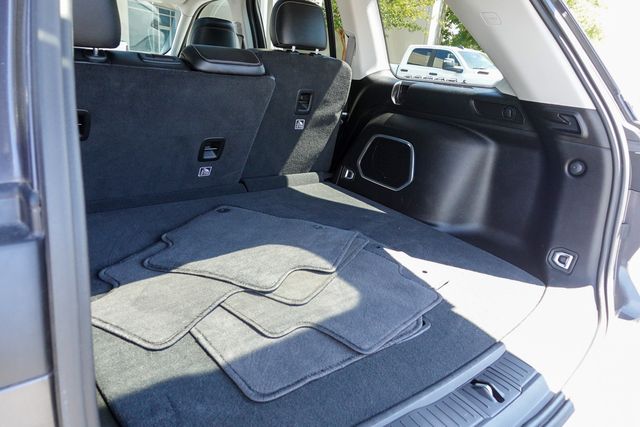 used 2024 Jeep Grand Cherokee car, priced at $29,489