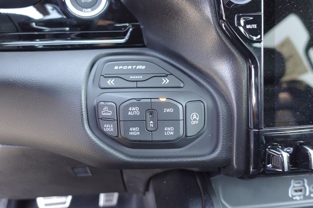 new 2025 Ram 1500 car, priced at $61,594