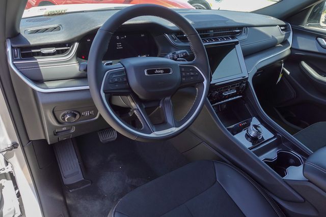 new 2025 Jeep Grand Cherokee L car, priced at $43,712