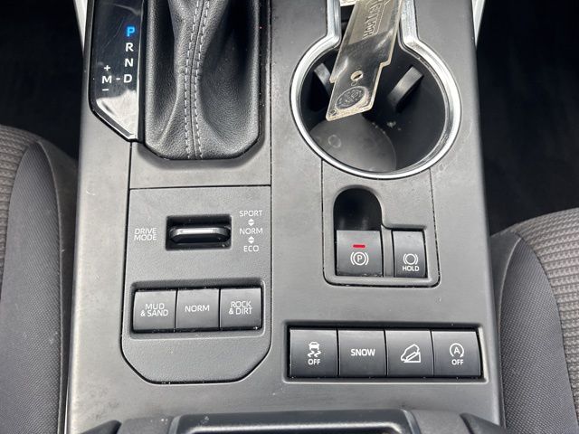used 2022 Toyota Highlander car, priced at $29,999